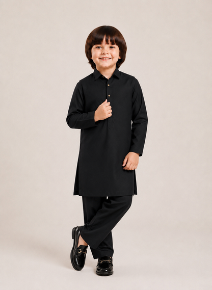 BLACK KURTA AND RELAXED FIT PAJAMA